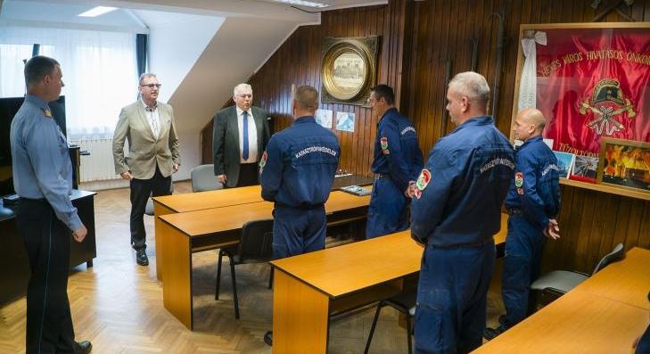 Köszöntötték a tűzoltókat Szent Flórián napján 