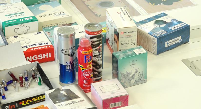 Pocsék áruk tárháza: Pécsen olyan dezodort is találtak, amely hosszú távon fogamzásgátló hatású