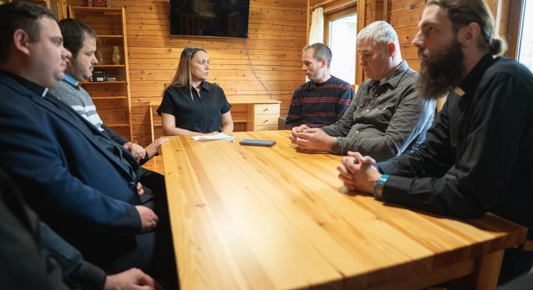 Milyen legyen az új pápa? – katolikus papokat kérdeztünk, meglepő válaszokat kaptunk