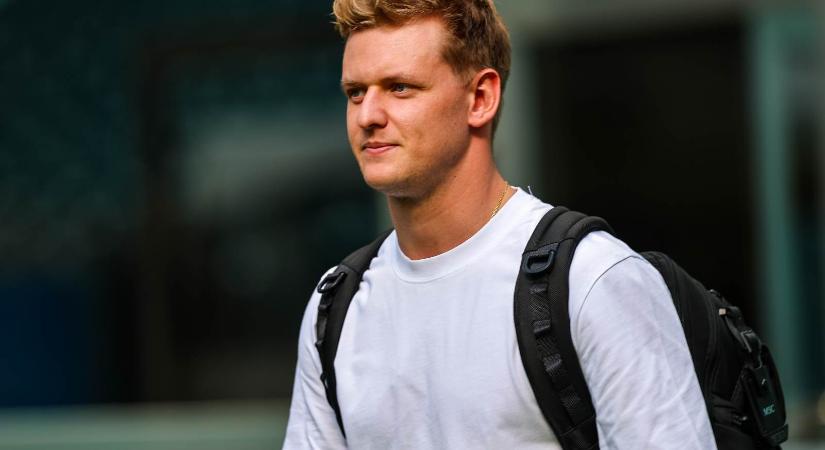 Schumacher visszatérhet a Forma-1-be