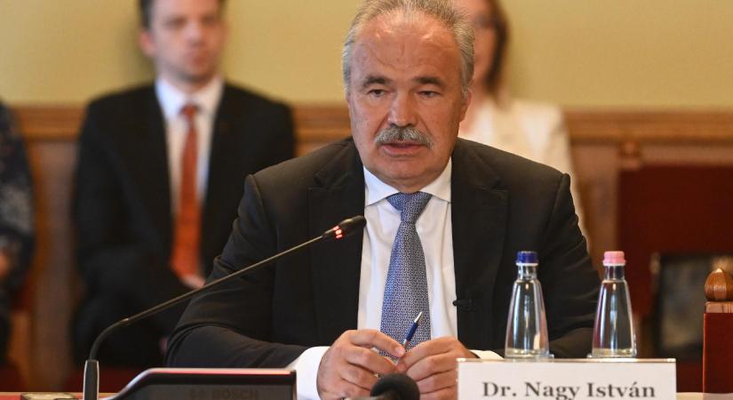 Nagy István: zajlik az érintett telepek teljes mentesítése és ha nem lesz újabb fertőzés, akkor heteken belül feloldhatják a korlátozásokat