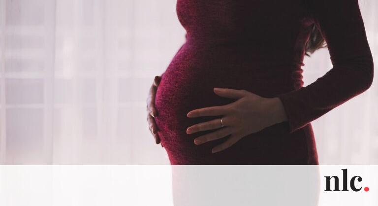 58 évesen szülne a világ legtermékenyebb béranyája