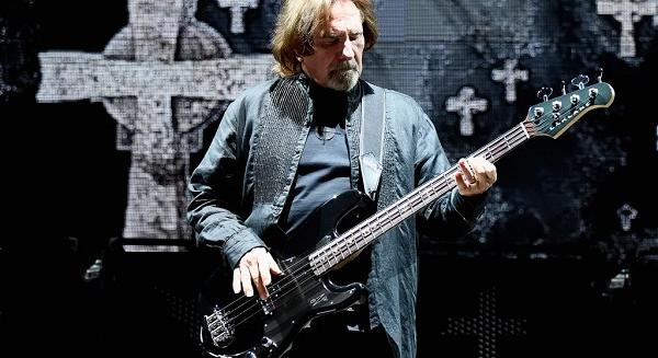 Geezer Butler-nek rémálma volt a Black Sabbath utolsó koncertjével kapcsolatban