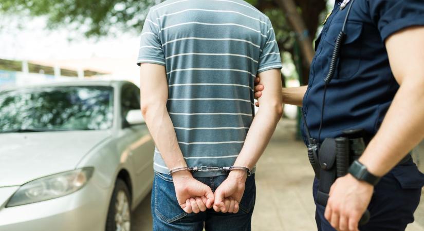 Megdöbbentő, mit rejtett az alsónadrágjába a sükösdi férfi