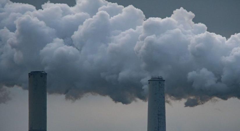 Hiába minden fogadkozás, tovább önti a légkörbe a metánt az energiaipar