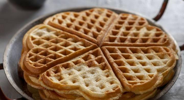 Zabpelyhes, fahéjas kevert gofri: édes napindítónak is tökéletes