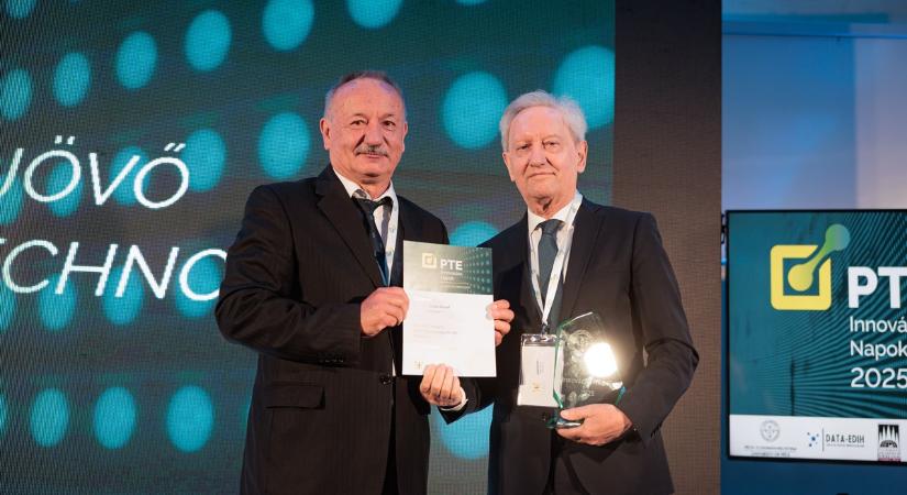 Rangos díjat vehetett át Bódis József, a PTE volt rektora