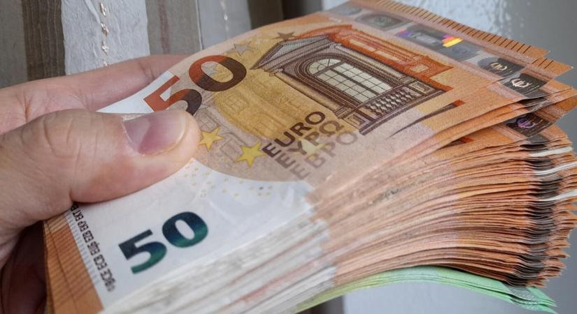 Ennyit fizet valójában egy munkavállaló – az állami adósságokat is törleszti