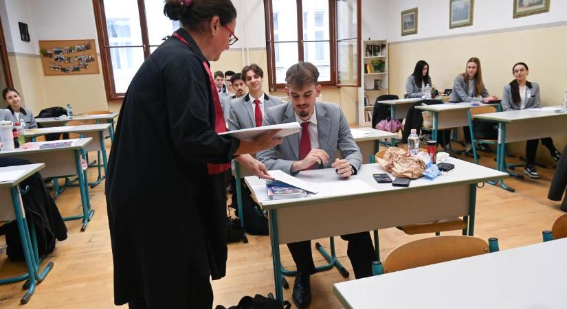 Rákóczi-szabadságharc vagy bethleni konszolidáció?