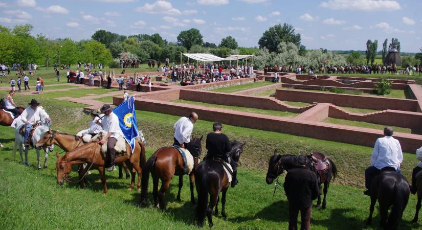 Pünkösdölő 2025 Ópusztaszer