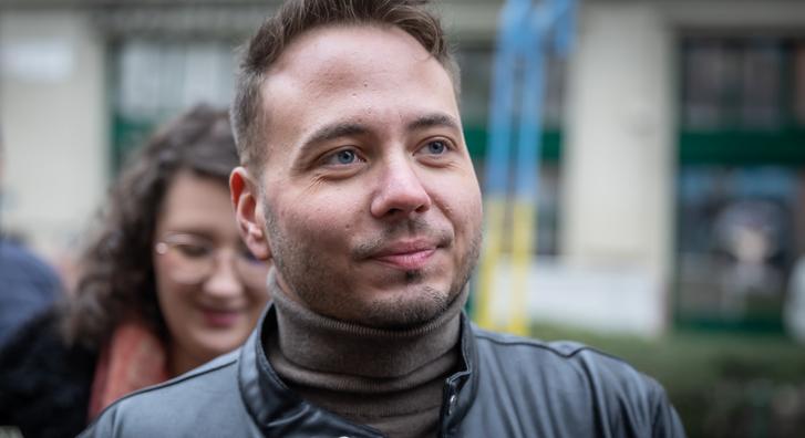 Zámbó Jimmy legkisebb fia keményen beszólt A Király sorozat készítőinek