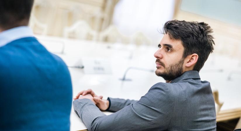 Higgadtságot kért Tompos Márton a momentumosoktól Fekete-Győr András felhívása után