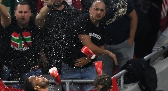 Az elsőfokú ítélet szerint 5 évig nem járhat sporteseményre a szurkoló, aki repohárral dobta meg Raheem Sterlinget Budapesten