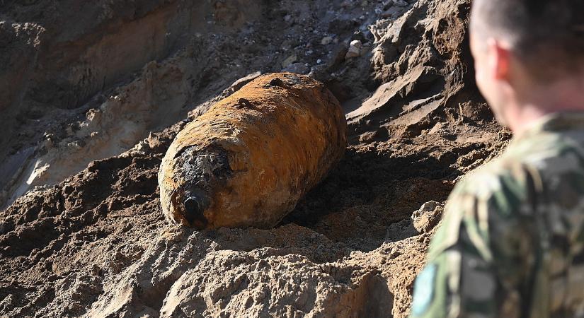 Bombát találtak egy lakóparkban, volt nagy riadalom
