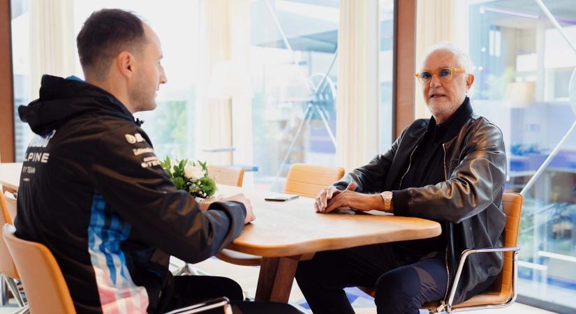 Cáfolnak a felek: Nem volt feszültség Briatore és Oakes között