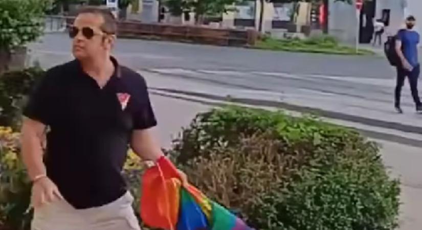 Hamvába holt kísérlet Debrecenben: ki sem tudták tenni a szivárványos zászlót a városházára (VIDEÓ)