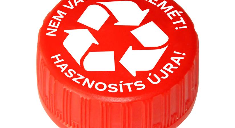 VÁLTOZTAT ZÖLD MARKETING ÜZENETEIN A COCA-COLA