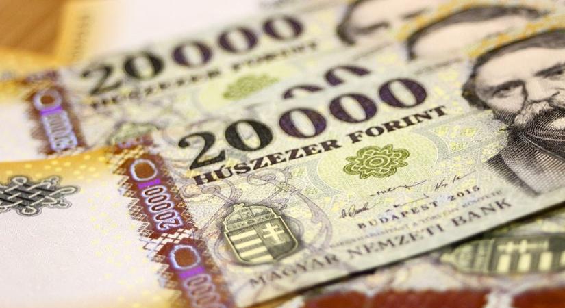 Benyújtotta a 2026. évi költségvetési törvényjavaslatot a nemzetgazdasági miniszter