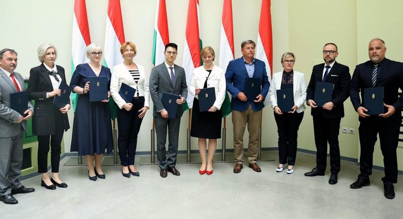 Hódmezővásárhelyen tanuló fiataloknak is karrierlehetőséget nyújtana a BYD a ma aláírt szándéknyilatkozat alapján