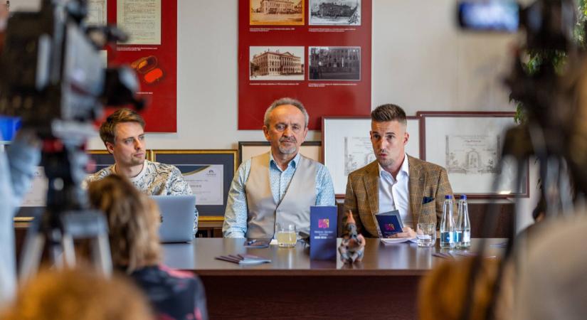 Ide Alföldi Róbert is visszajár: nagy nevek a vidék legkisebb, de annál menőbb színházában