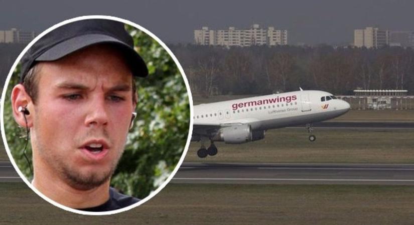 Kiderült, ezek voltak a Germanwings halálpilótájának utolsó szavai, aki 150 fővel a fedélzetén repült neki szándékosan az Alpoknak