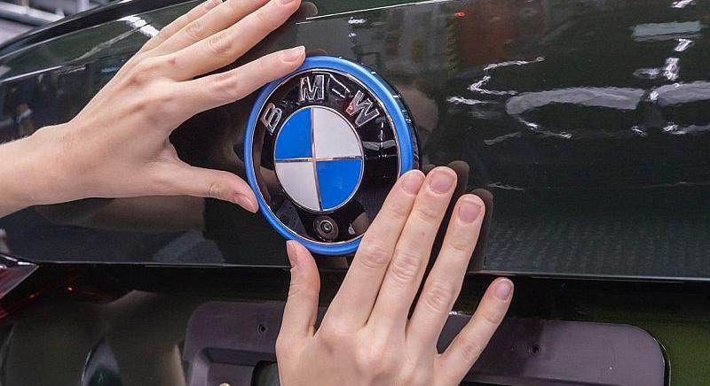 Az amerikai vámok ellenére is tartja magát céljaihoz a BMW