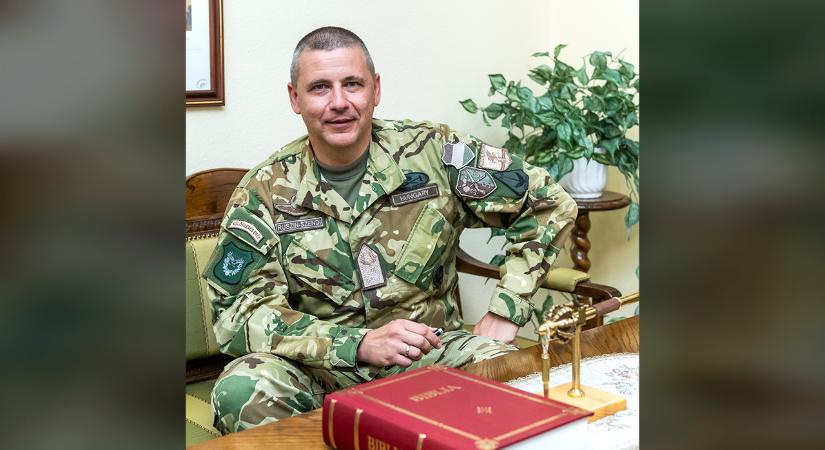 Kettős játszma – Ruszin-Szendi Romulusz a NATO-üléseken: „Slava Ukraina!”