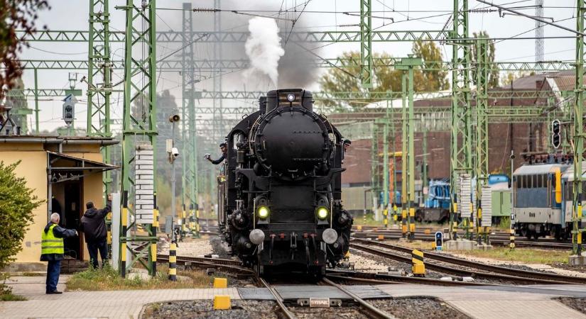 Hamarosan újra befut a nagy fekete gőzös Székesfehérvárra