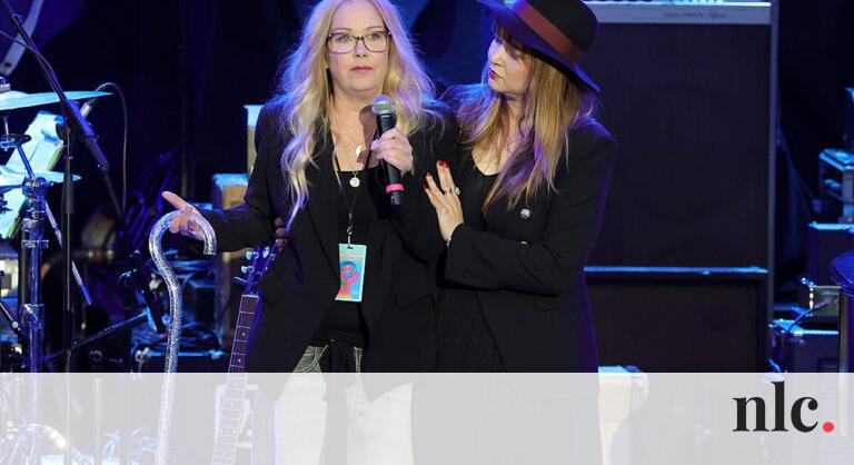 Már ki sem mozdul a házból a szklerózis multiplexben szenvedő Christina Applegate