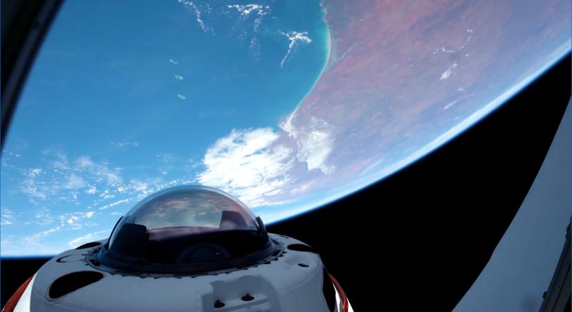 Egy közel 4 órás videó érkezett a SpaceX-től a Fram2 küldetésről