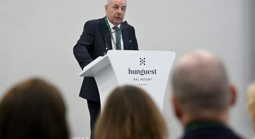 Sulyok Tamás: Az AI fokozatosan a mindennapi életünk részévé válik