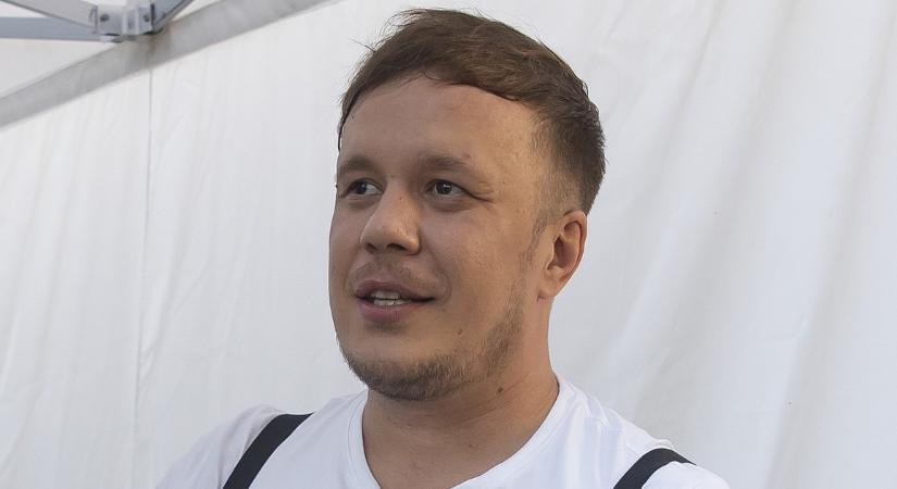 Szívszorító videót osztott meg Fekete Dávid betegen született kisfiáról