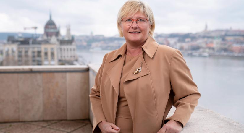 Gál Kinga: Európa csak az alapértékeihez visszatérve maradhat a béke otthona