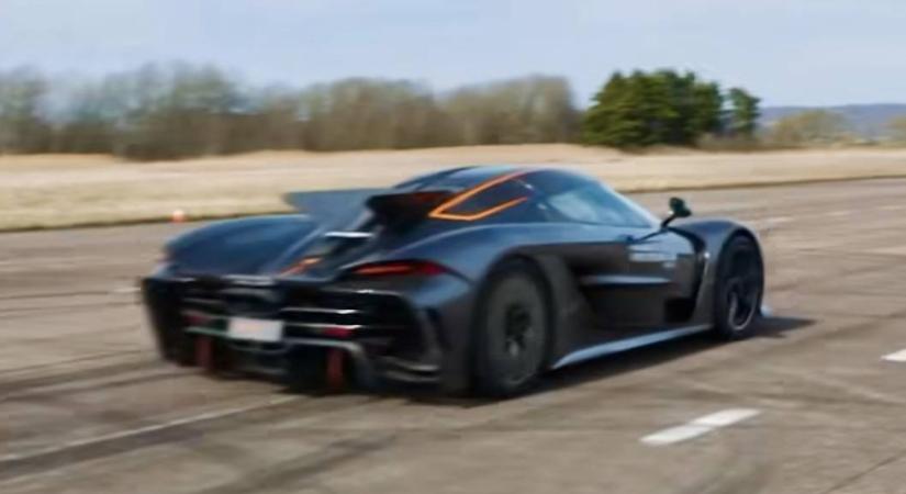 Tesztelték a Koenigsegg Jeskót, közben világrekordot döntöttek vele