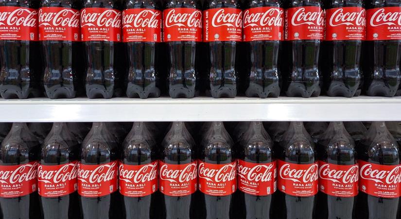 A Coca-Cola kénytelen meghajolni a fogyasztók akarata előtt