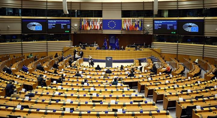EP: azonnal véget kell vetni az ukrán gyerekek elhurcolásának