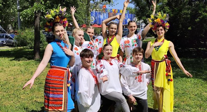 Cirkusz, néptánc és örökségvédelem a porondon
