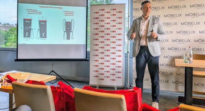 Több százmillió forintos e-töltőhálózatot épít ki az egyik legnagyobb hazai bútoráruházláncnak az E.ON Drive Infrastructure