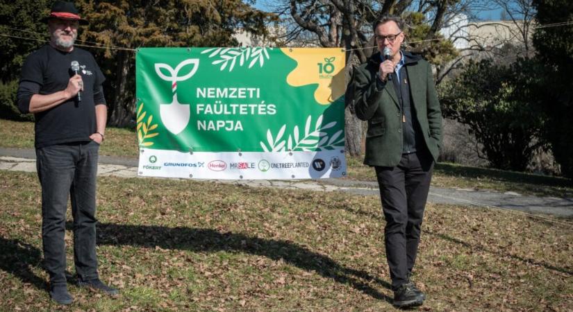 10 Millió Fa: így lesz erdő az 1%-ból!