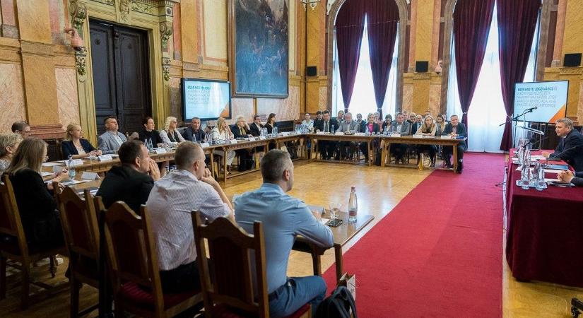 Az adóztatás egyszerűsítése a cél – adókollégiumi ülést tartottak Egerben