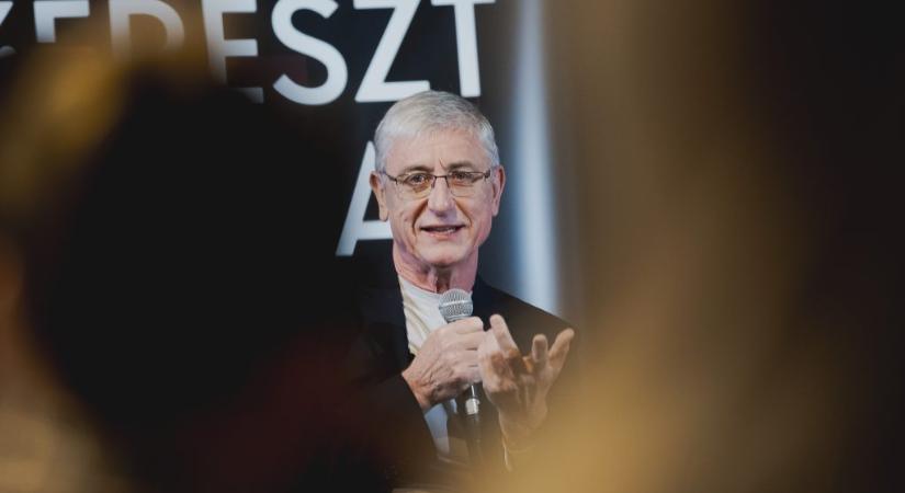 Az őszödi beszédet idéző levélben búcsúzik Gyurcsány Ferenc