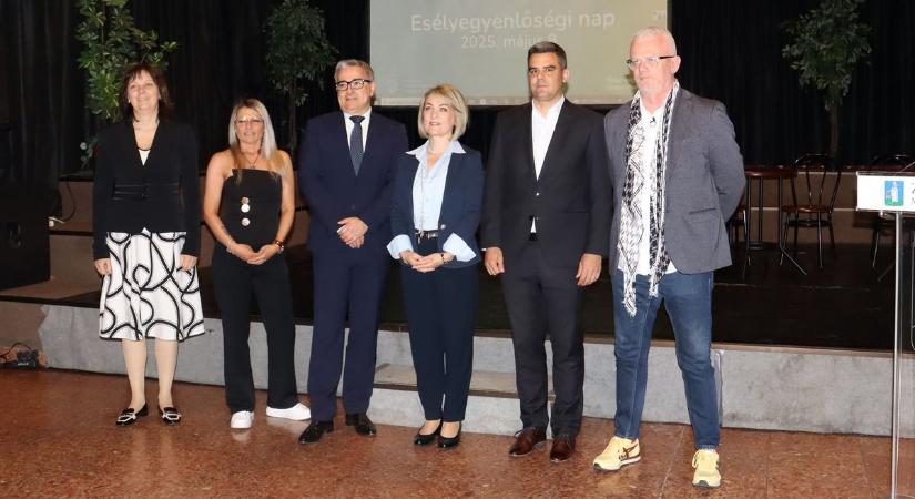Nyitott szívvel, nyitott szemmel – Zalaegerszegen újra az esélyegyenlőségért!