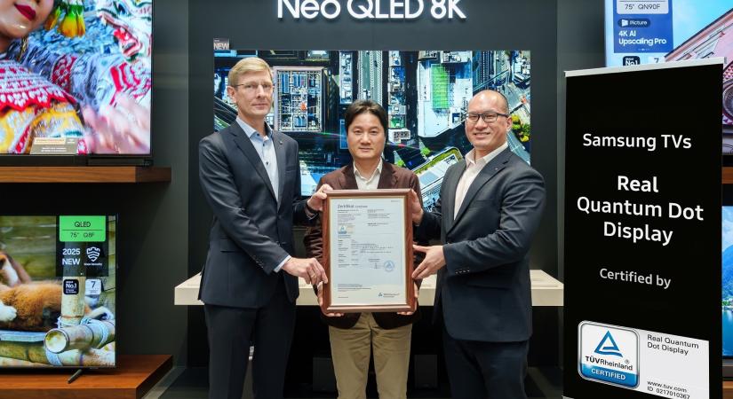 A Samsung QLED tévéit a TÜV Rheinland „Valódi Kvantumpontos Kijelző” tanúsítvánnyal ismerte el