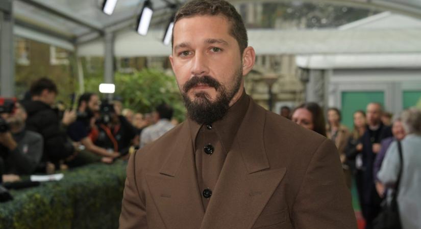 Volt idő, amikor Shia LaBeouf a Central Parkban élt, és ott aludt, ahol a lovakat tartják