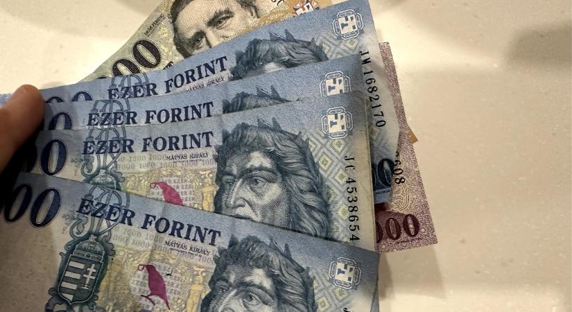Egy boltos kitálalt: „így húztunk ki több ezret a vásárlók zsebéből – észre sem vették”