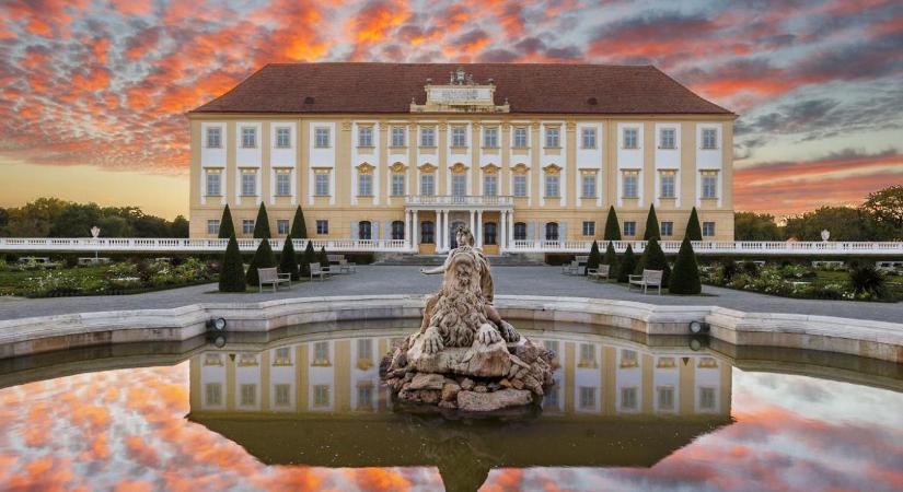 Remek program a családdal – Megismerhetjük a törökverő Savoyai életét a pompás barokk kastélyban Schloss Hof-ban