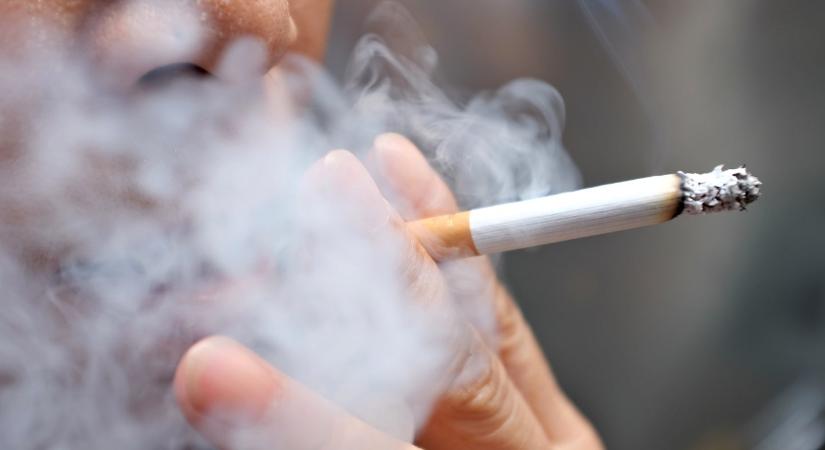 Dohányzáson kapták egy folyékony nitrogént szállító tartálykocsi sofőrjét