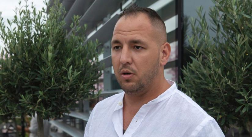 Curtis nem fogadja el, hogy a testvére több évet kapott, mint VV Fanni gyilkosa