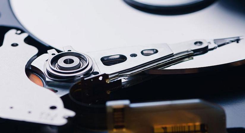 Nem kapnak a magyarok a Toshiba új 24 TB-os merevlemezeiből