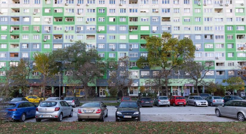 Sorra jelentik be a díjstopot a biztosítók, meghajolva a kormány akarata előtt